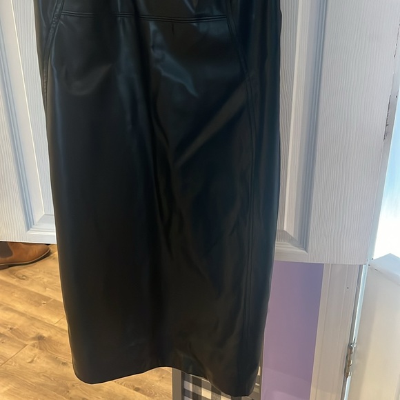 NWT 16w faux leather dress Calvin Klein - Picture 3 of 3